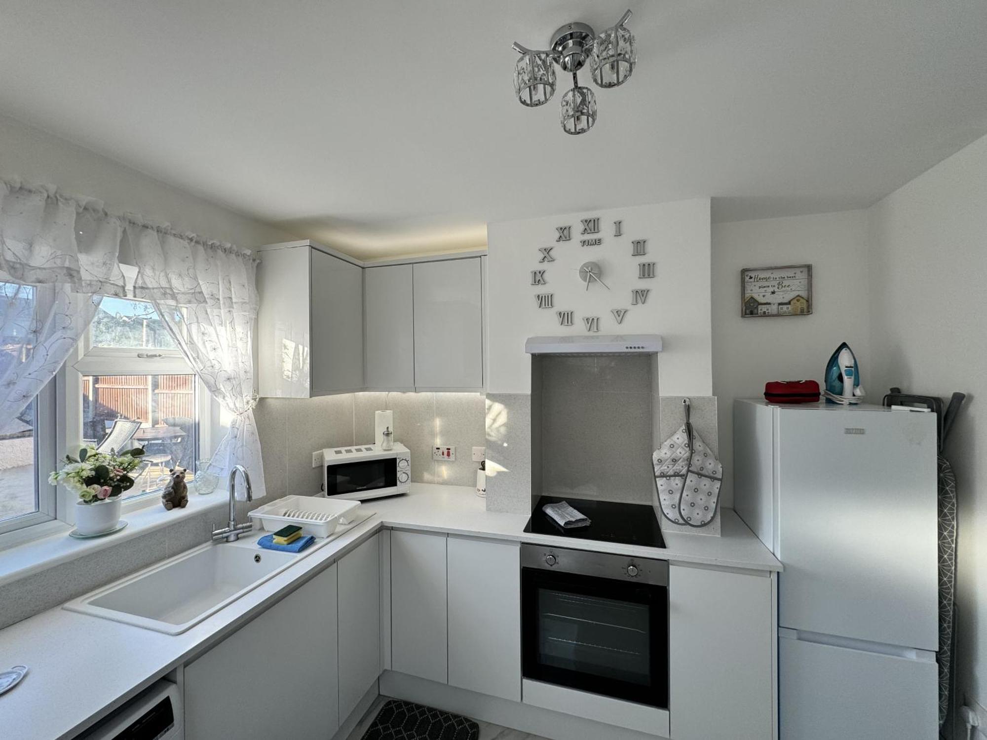 Vila Modern 3-Bed Hideaway Near Westgate With Parking Canterbury Exteriér fotografie